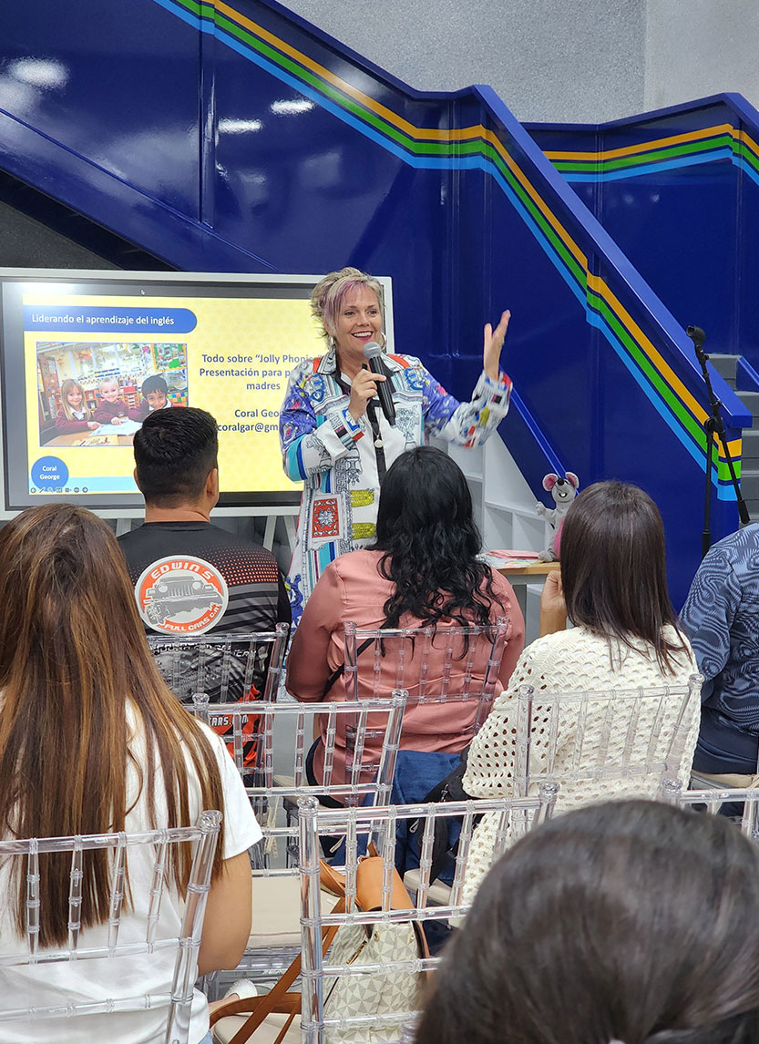 Charlas en el colegio Kavac